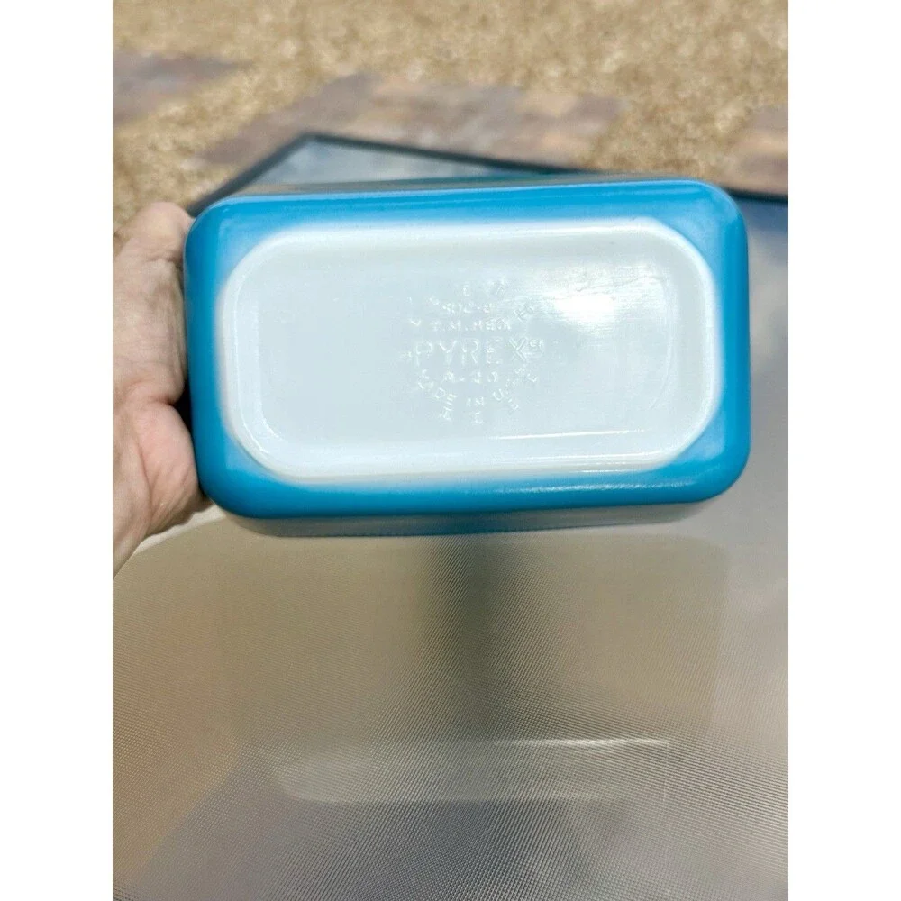 Vintage PYREX 502-B Refrigerator Dish Turquoise Blue NO Lid Fridgie Milk Glass